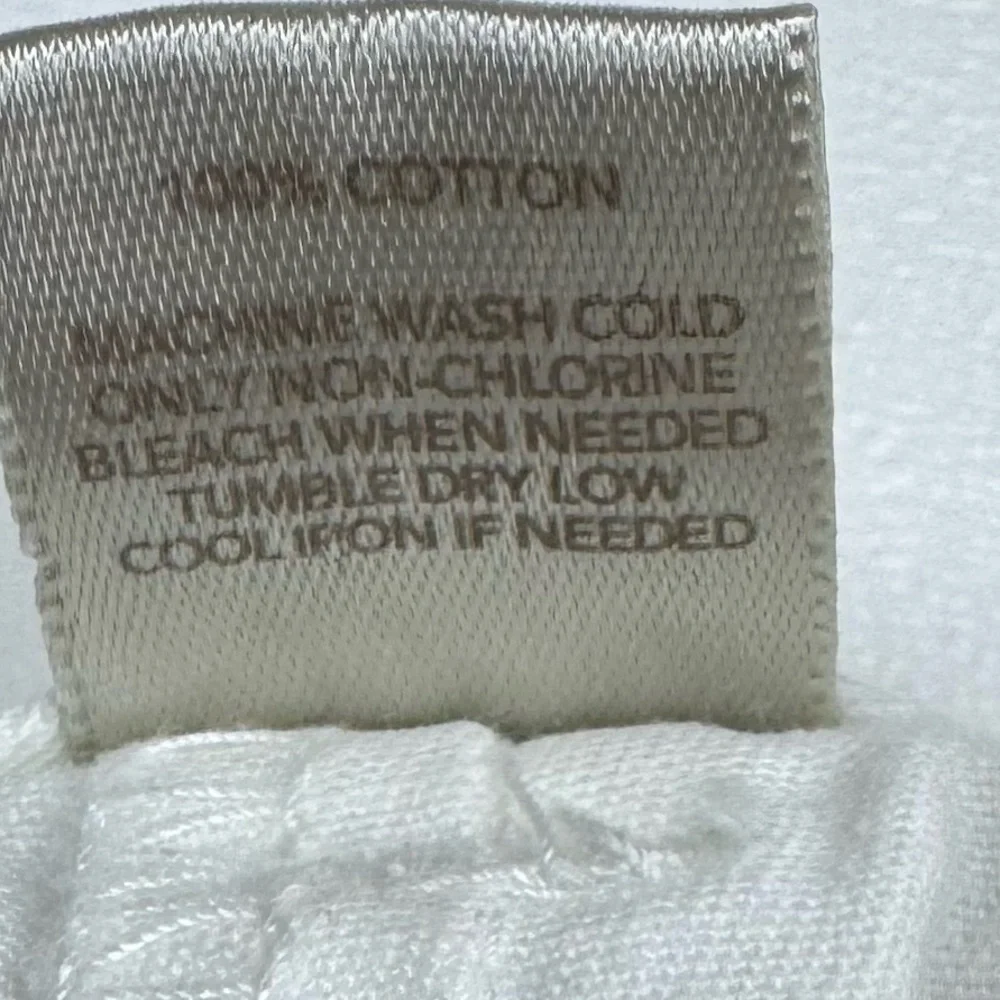 LOFT 6” 100% Cotton White Bermuda Shorts Women’s Size 2